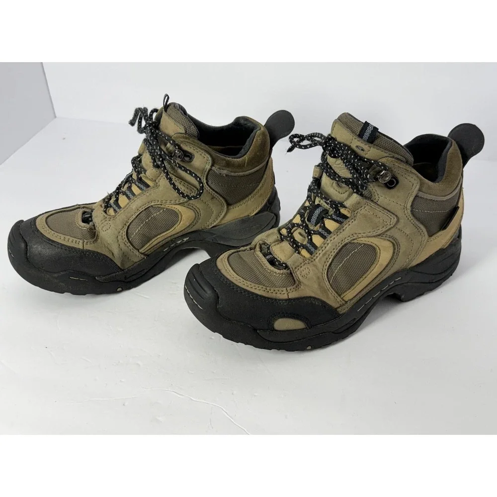 Danner agitator hiking